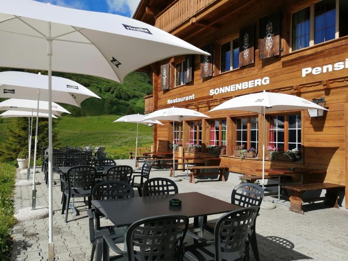 Sonnenberg Dormitories Murren Exterior photo